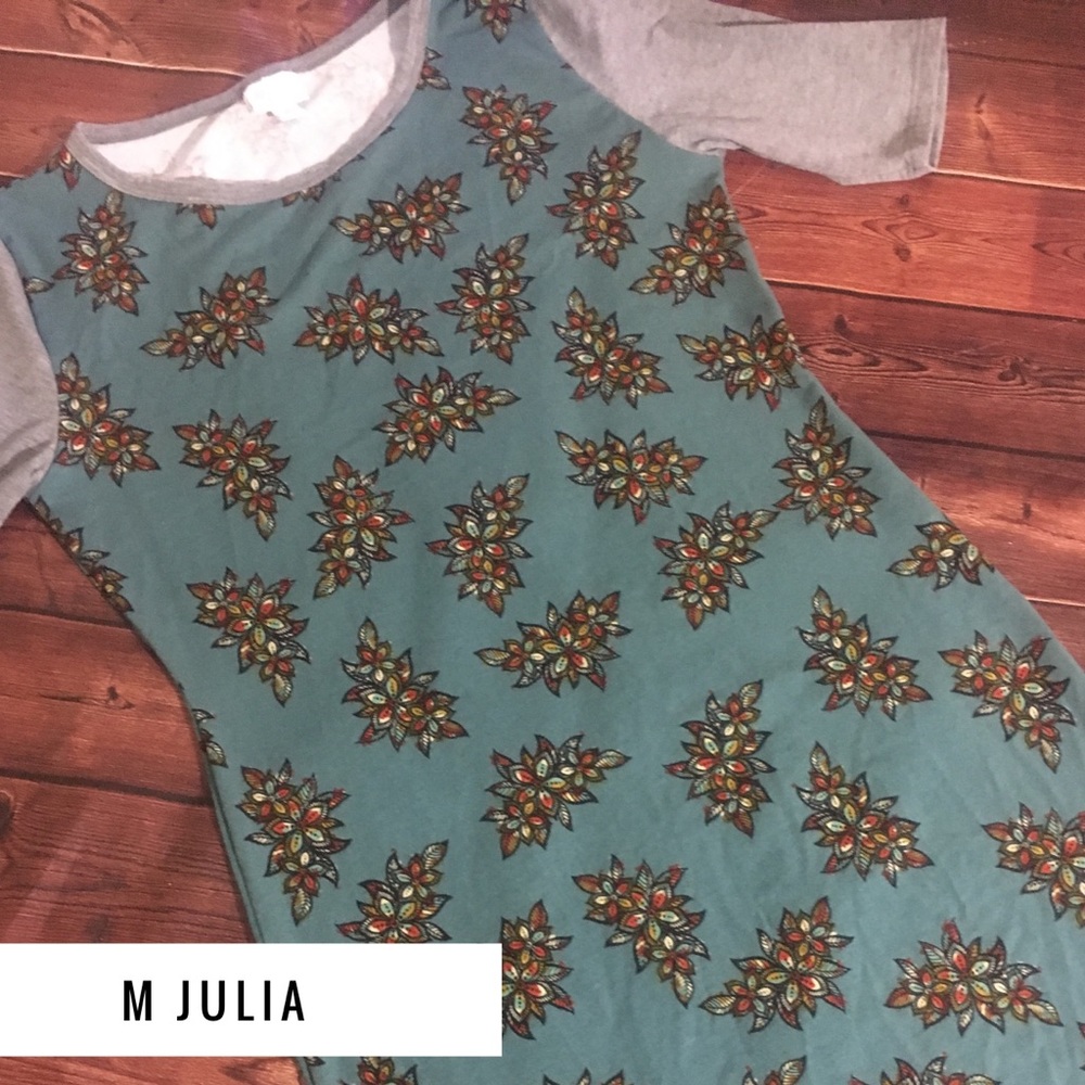 Unique LuLaRoe Julia EUC